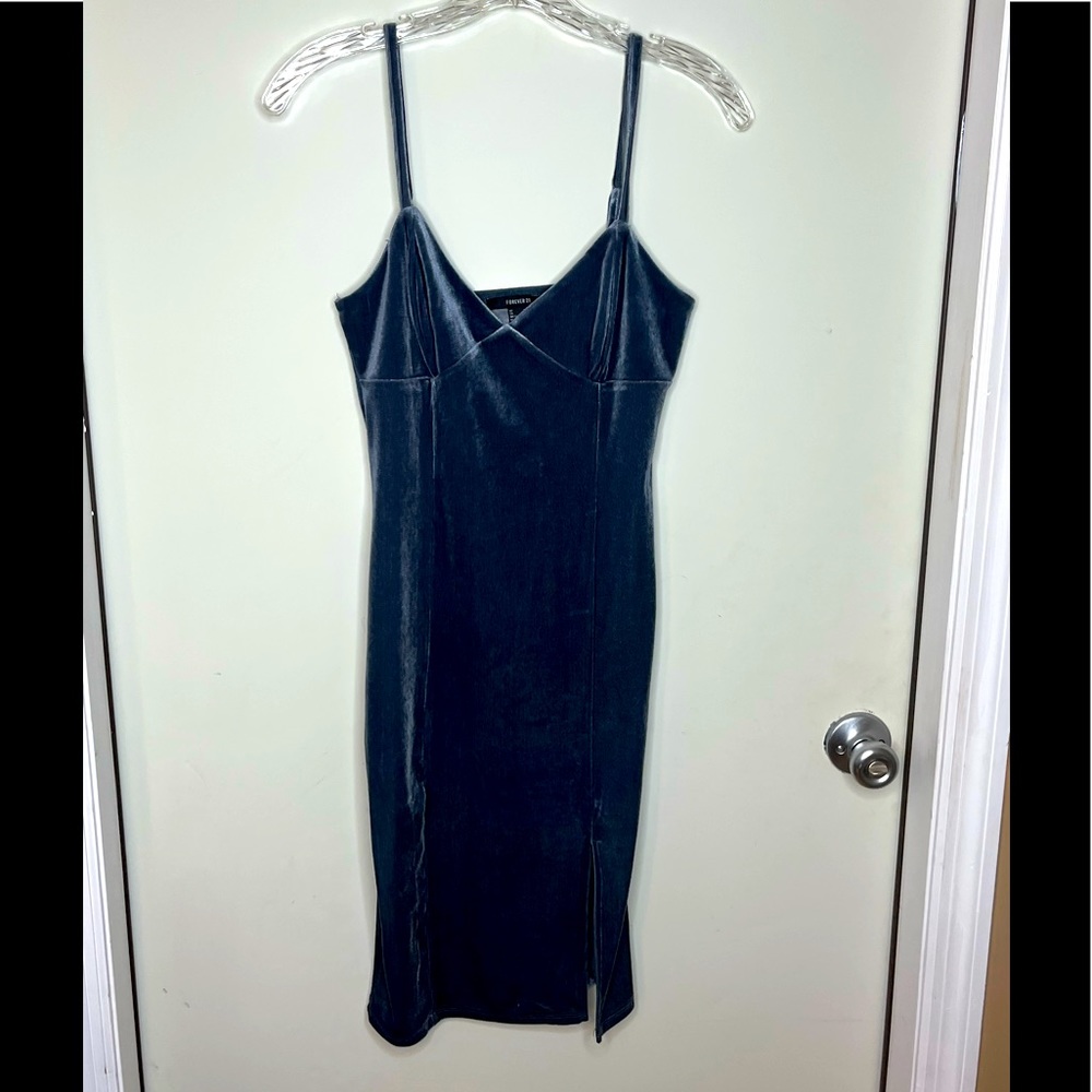 Forever 21 Grey Blue Velvet  adjustable Spaghetti Strap Sweet 16 Dress w/ Slit